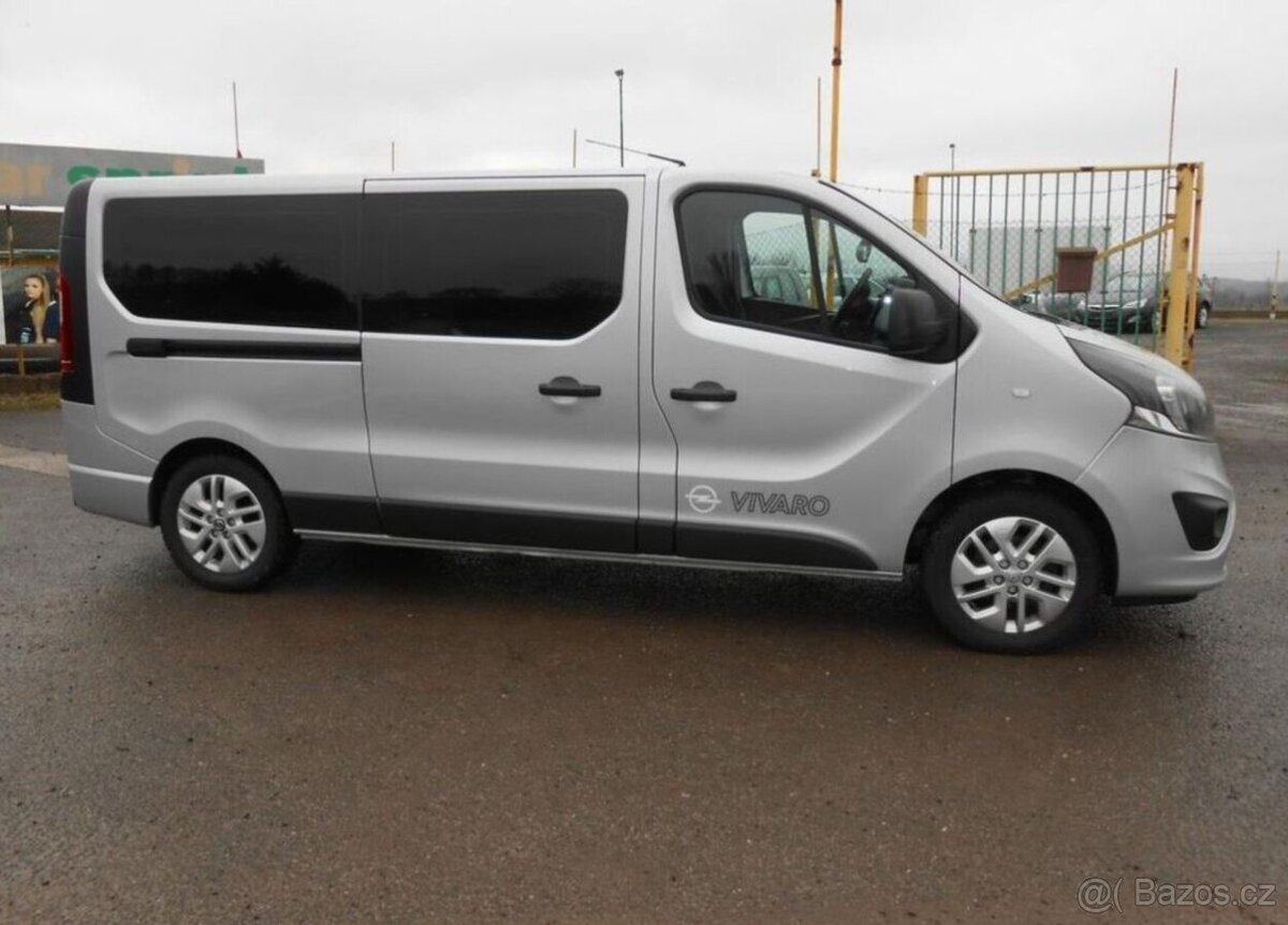 Opel Vivaro 1,6 92 kW 9 Míst Serviska nafta - 5