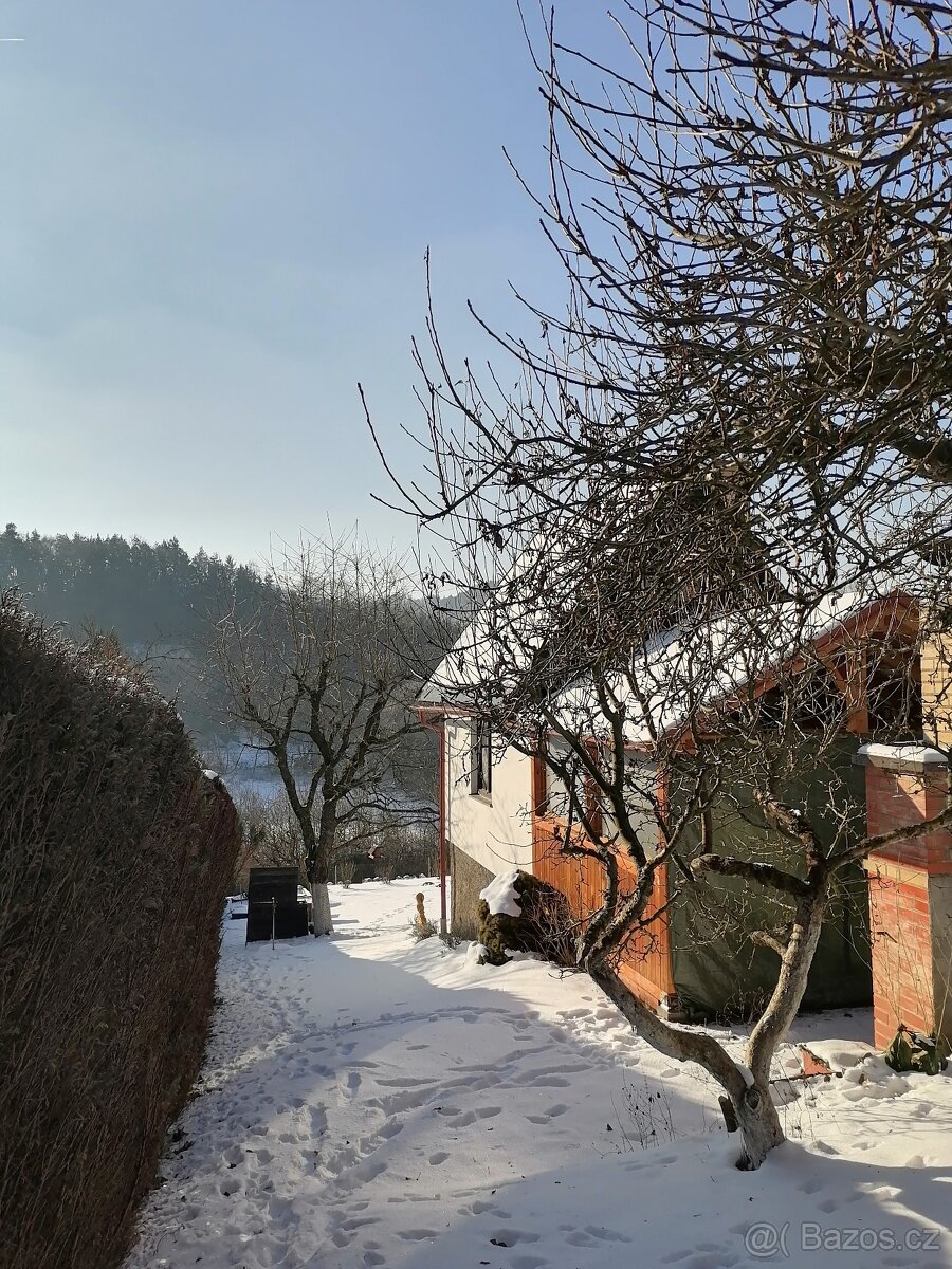 Rekreační zděná chata - 5