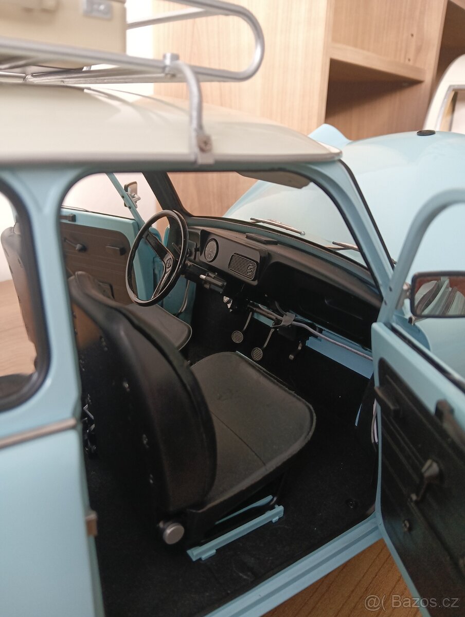 Kovový model trabant a karavan - 5