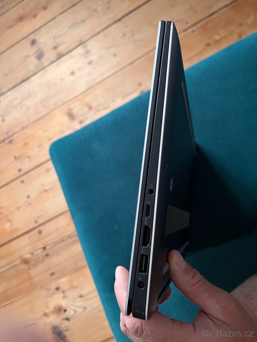 Prodám pracovní notebook Dell precission 5540. - 5
