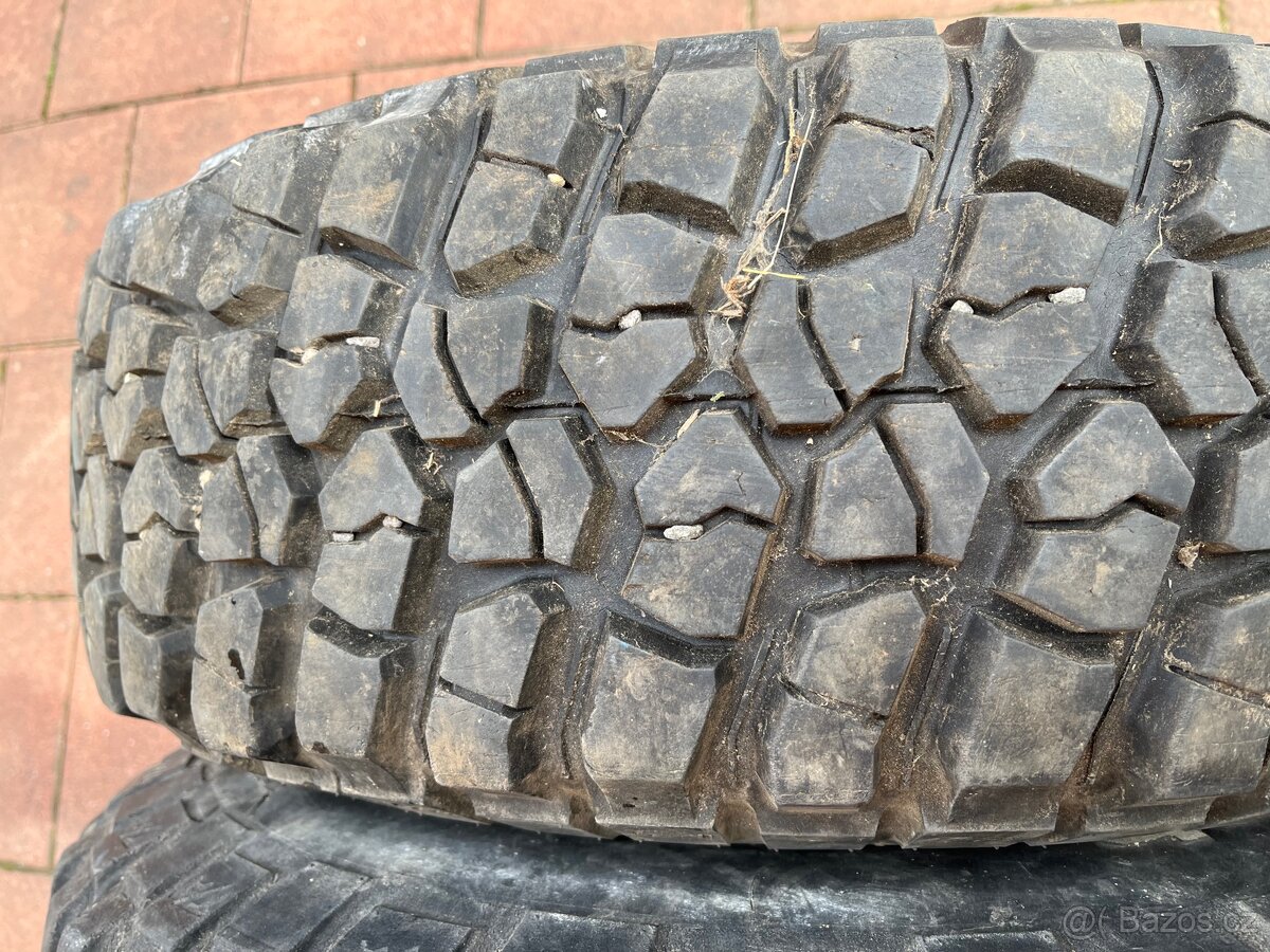 235/75 r15 Mud terrain