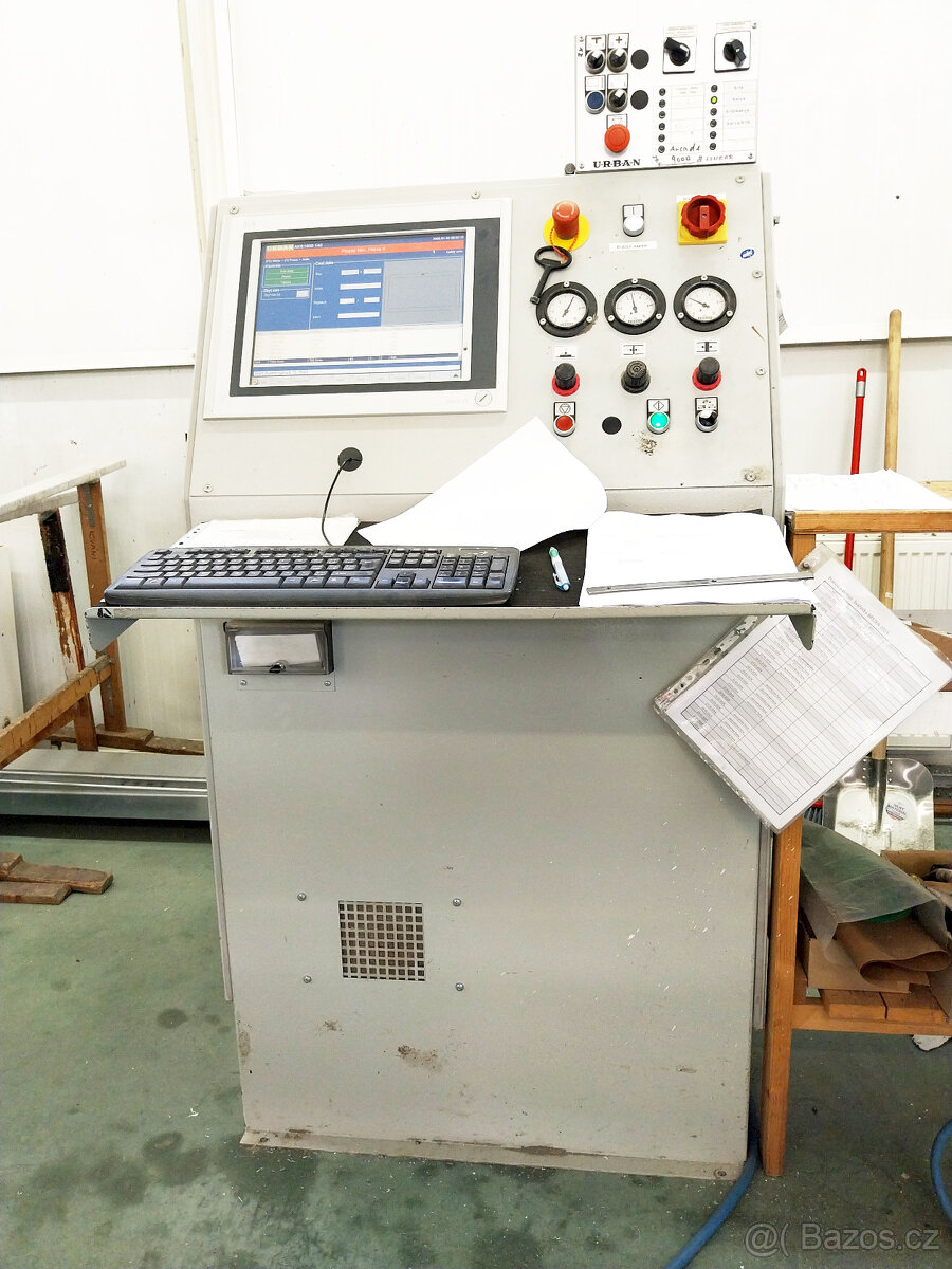 cnc plast.okna svářečka 4hlavá+pucovačka svárů URBAN AKS1600 - 5