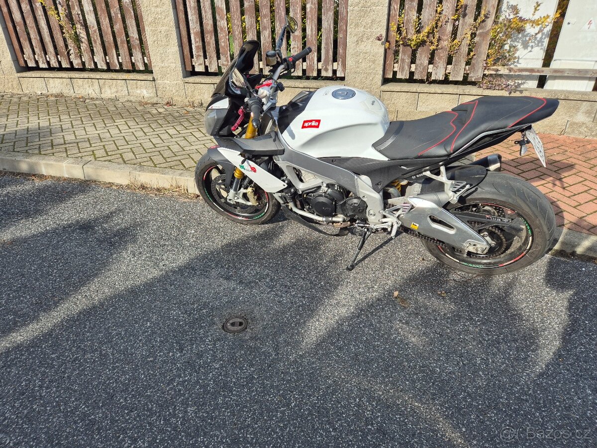 Aprilia Tuono V4 APRC - 5