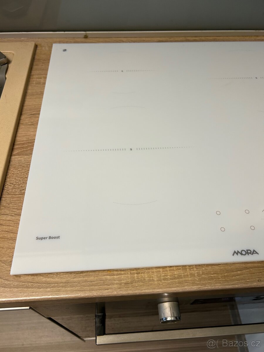 Indukční varná deska Mora - 5