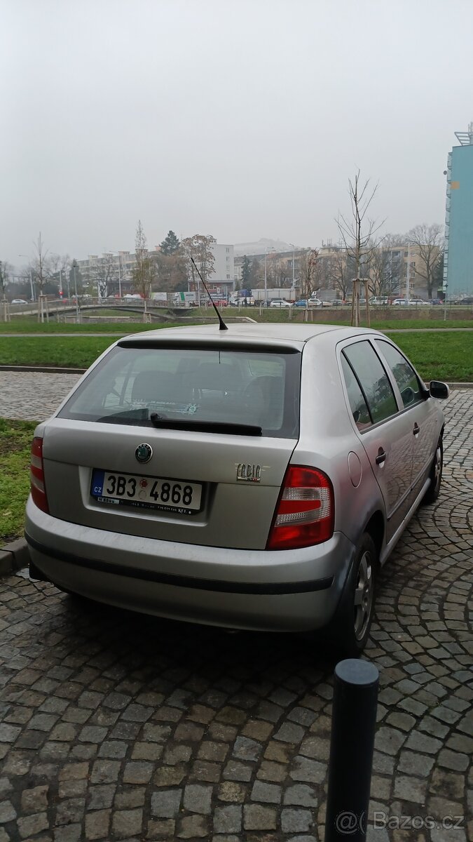 Skoda Fabia 1,2 HTP benzin - 5