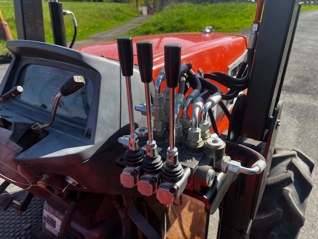 Malotraktor Kubota GL27 s čelním nakladačem - 5