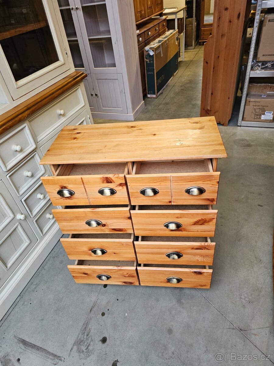 DŘEVĚNÁ KOMODA - 5