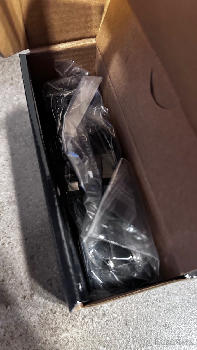 GIGABYTE BRIX mini PC GB-BACE 3160 - 5