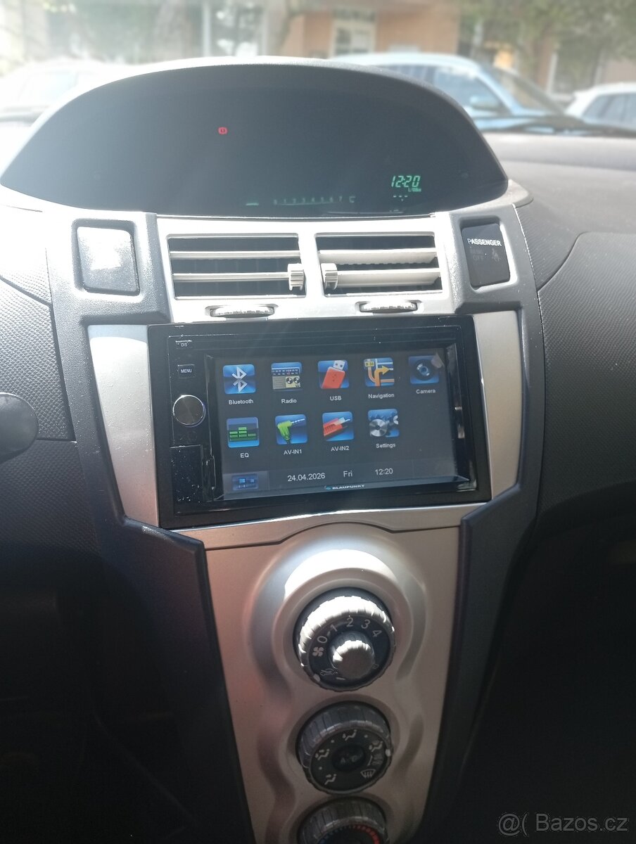 Toyota YARIS 2007 - 5