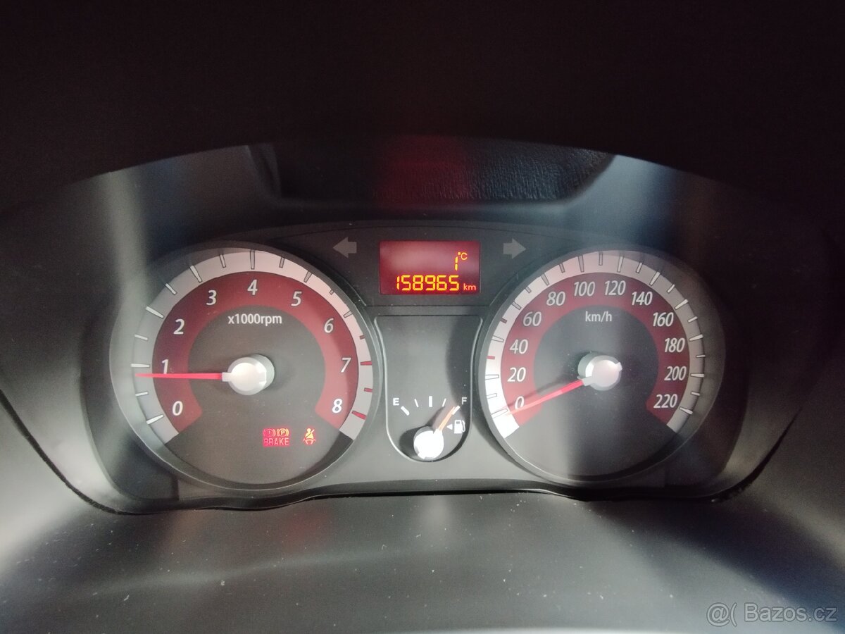 Kia Rio 1.4, r. 2010 - 5