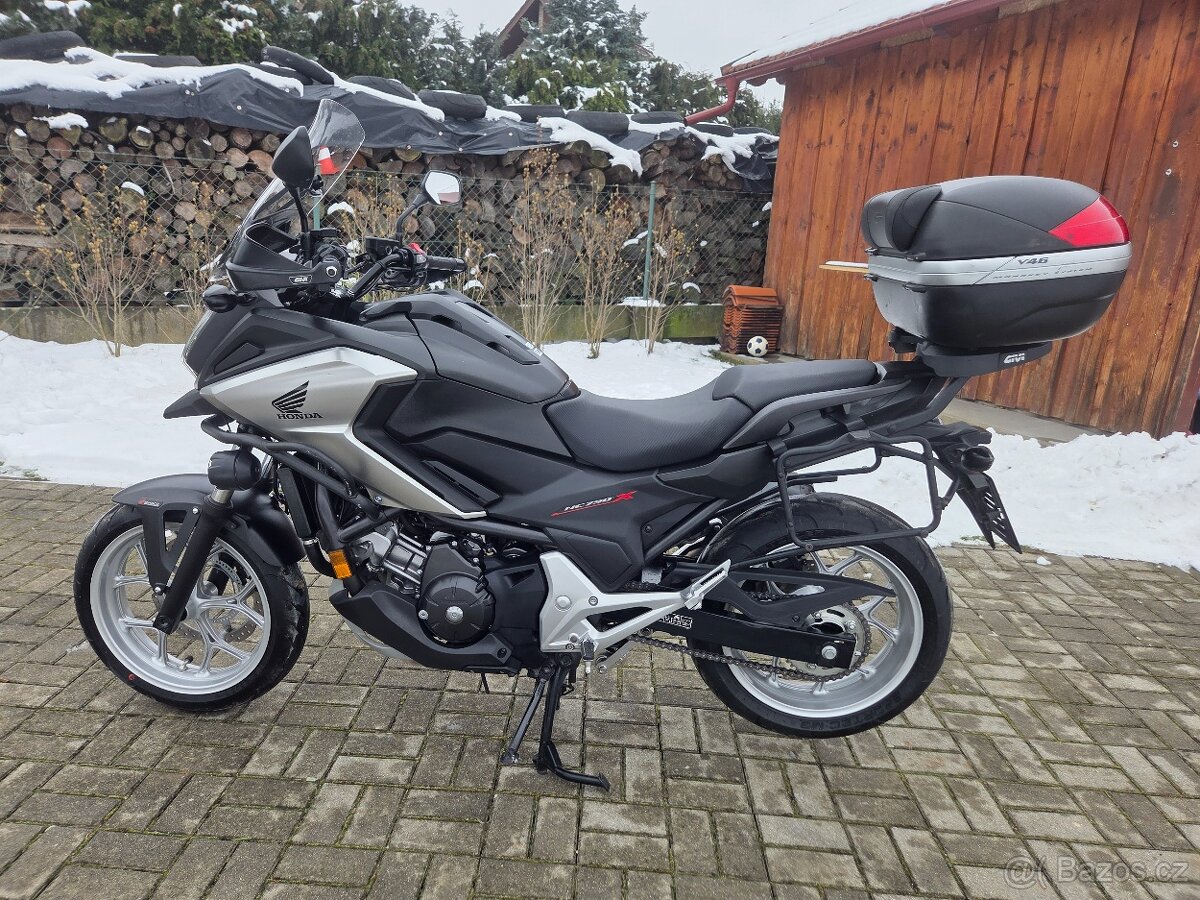 Honda NC750X - 5