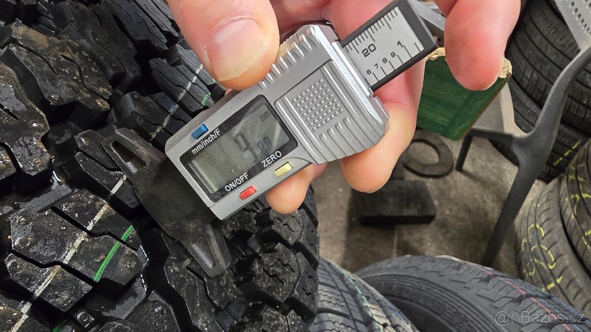 5x Goodyear Wrangler AT Adventure 255/60R20 - 5