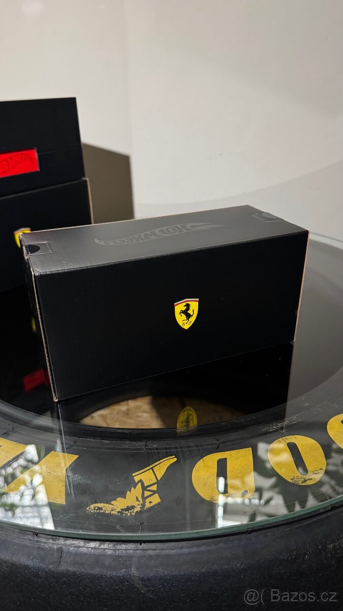Ferrari x Hot Wheels Heritage set - 5
