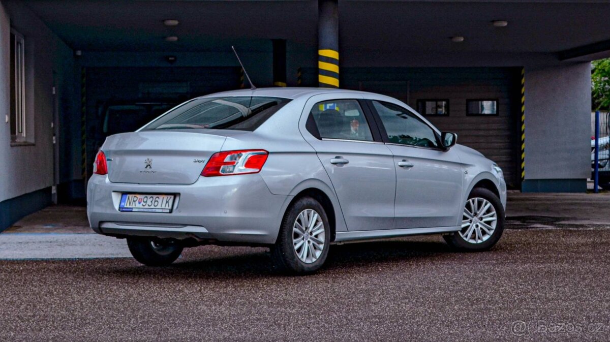 Peugeot 301 1.2 PureTech Allure - 5