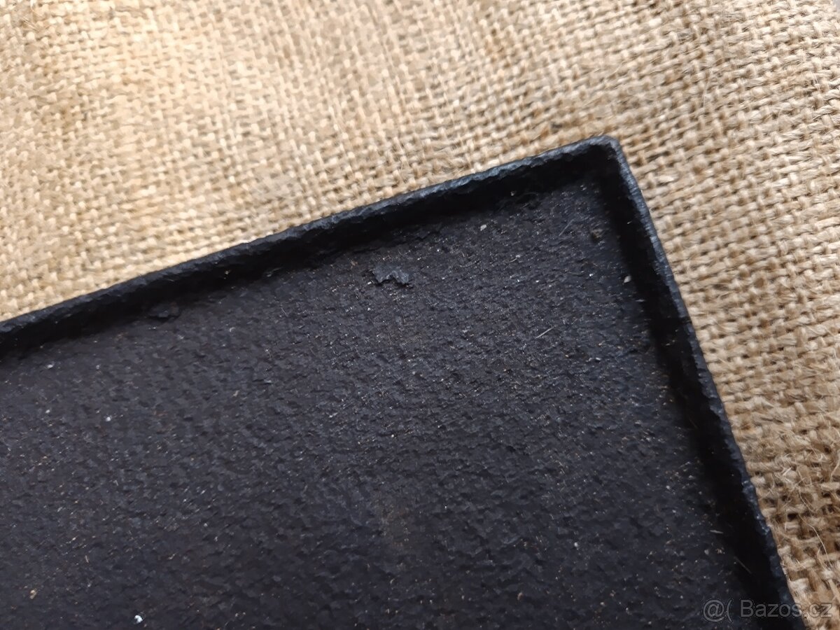 Starý litinový tál - Top stav - 5