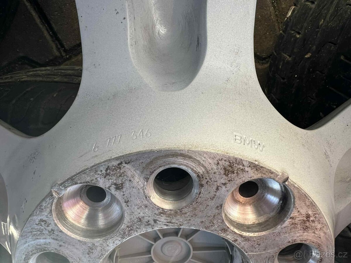 ALU BMW R17 e60/e61 letní Pneu 225/50 r17 - 5