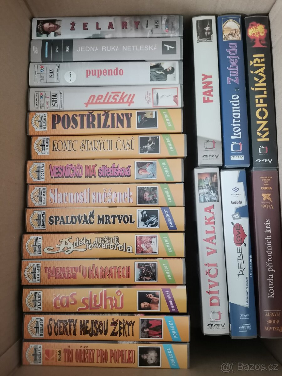 VHS kazety, VHS přehrávače, DVD přehrávač - 5