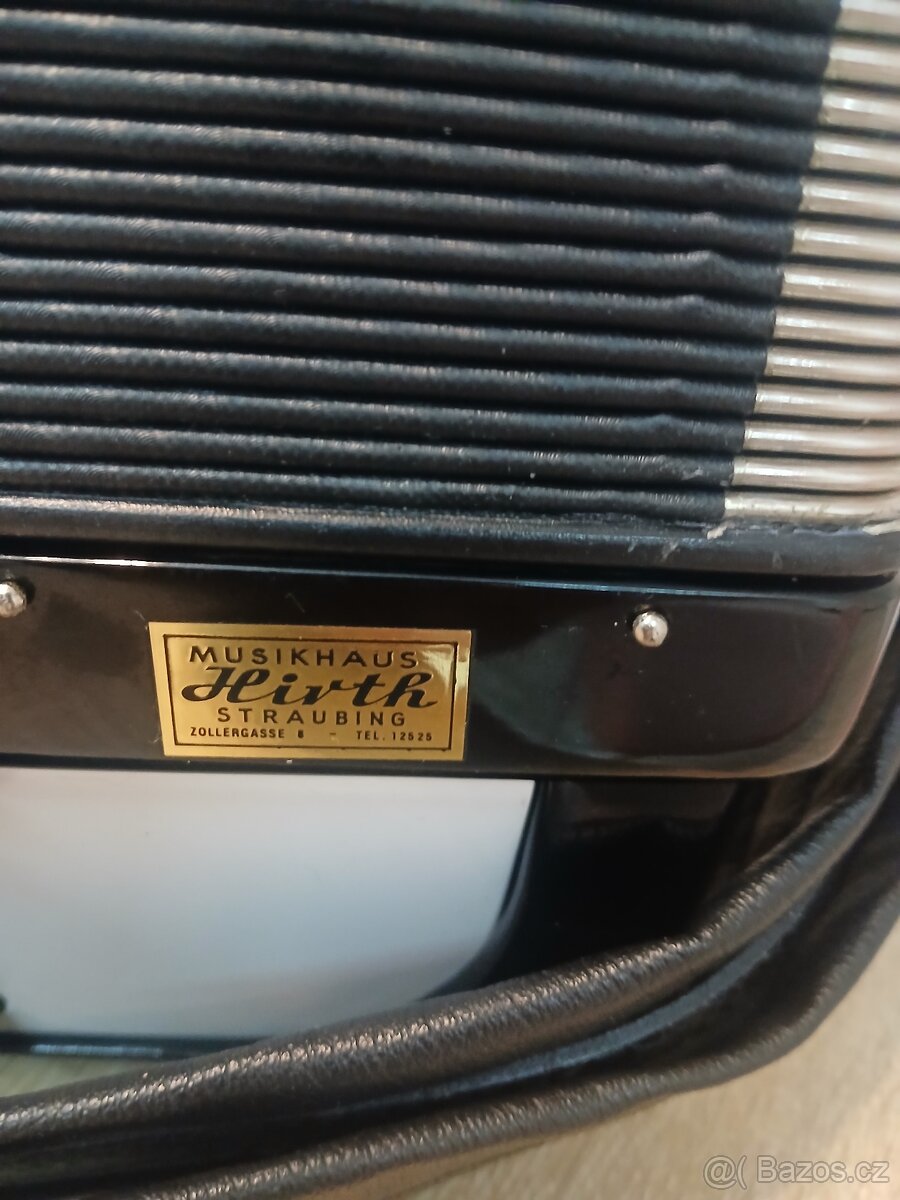 Predám profi nemecký akordeón WELTMEISTER WALTHER PIRAT 72 - 5