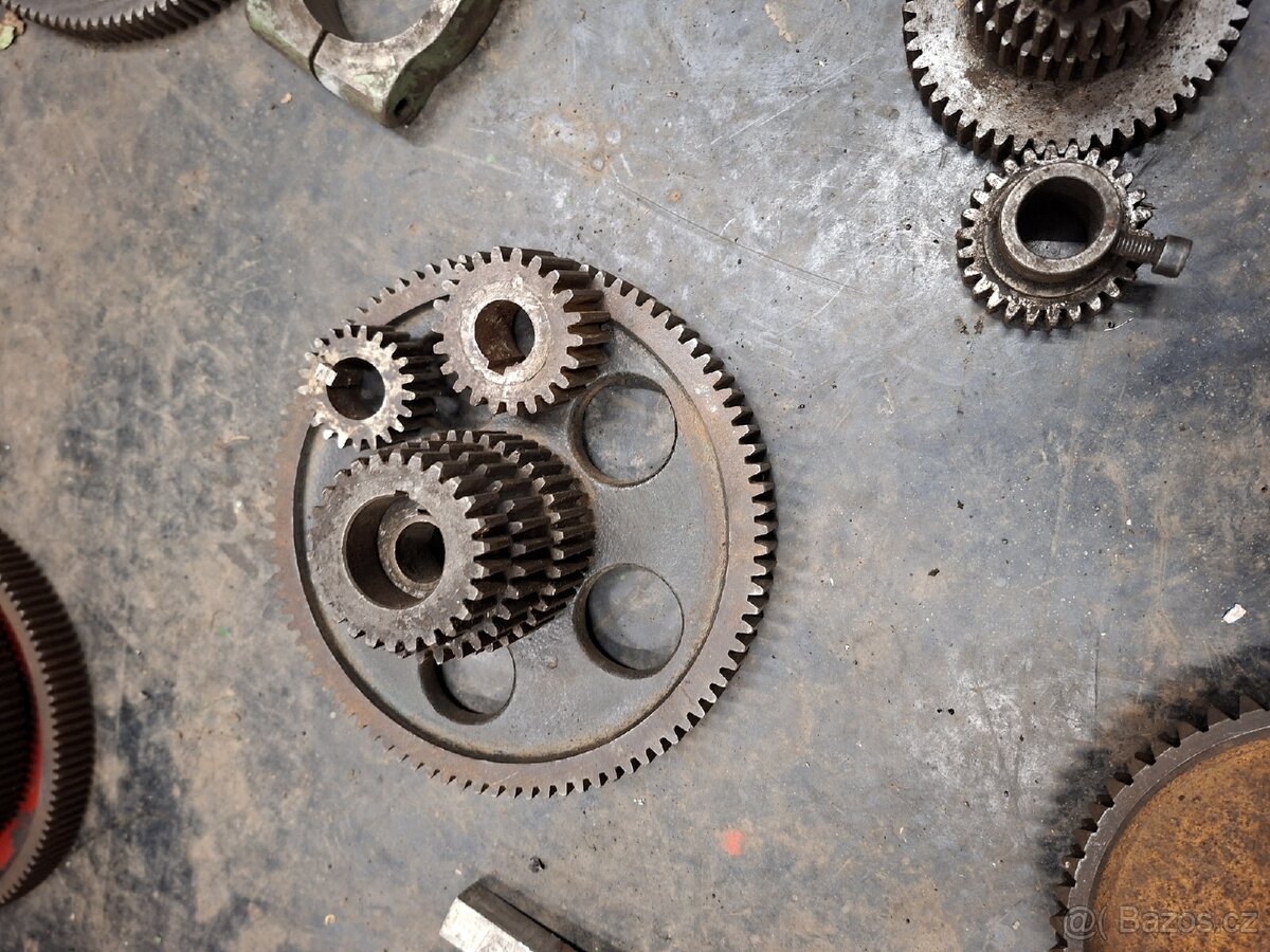 Ozubená kola k soustruhu - 5