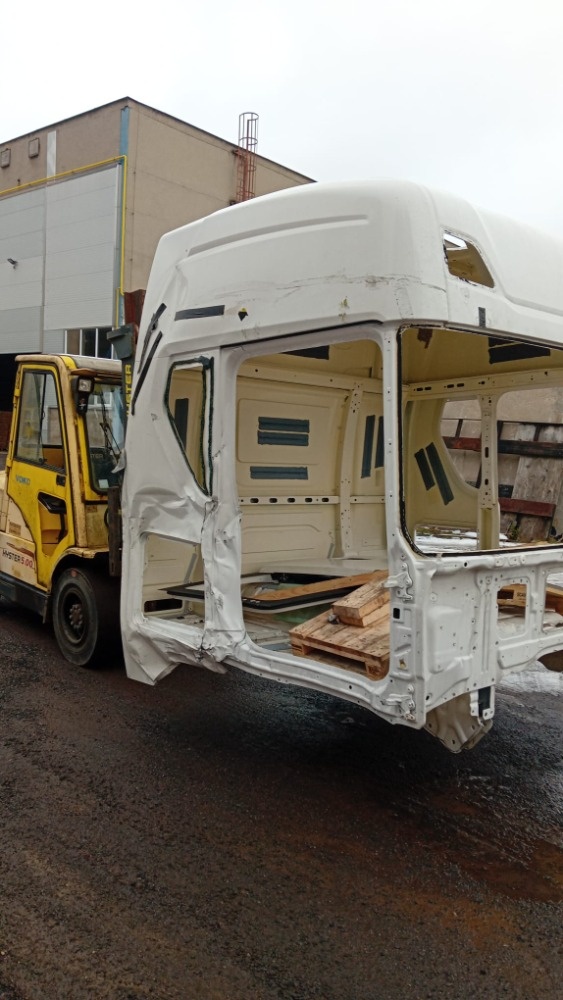 Kabina Scania - 5