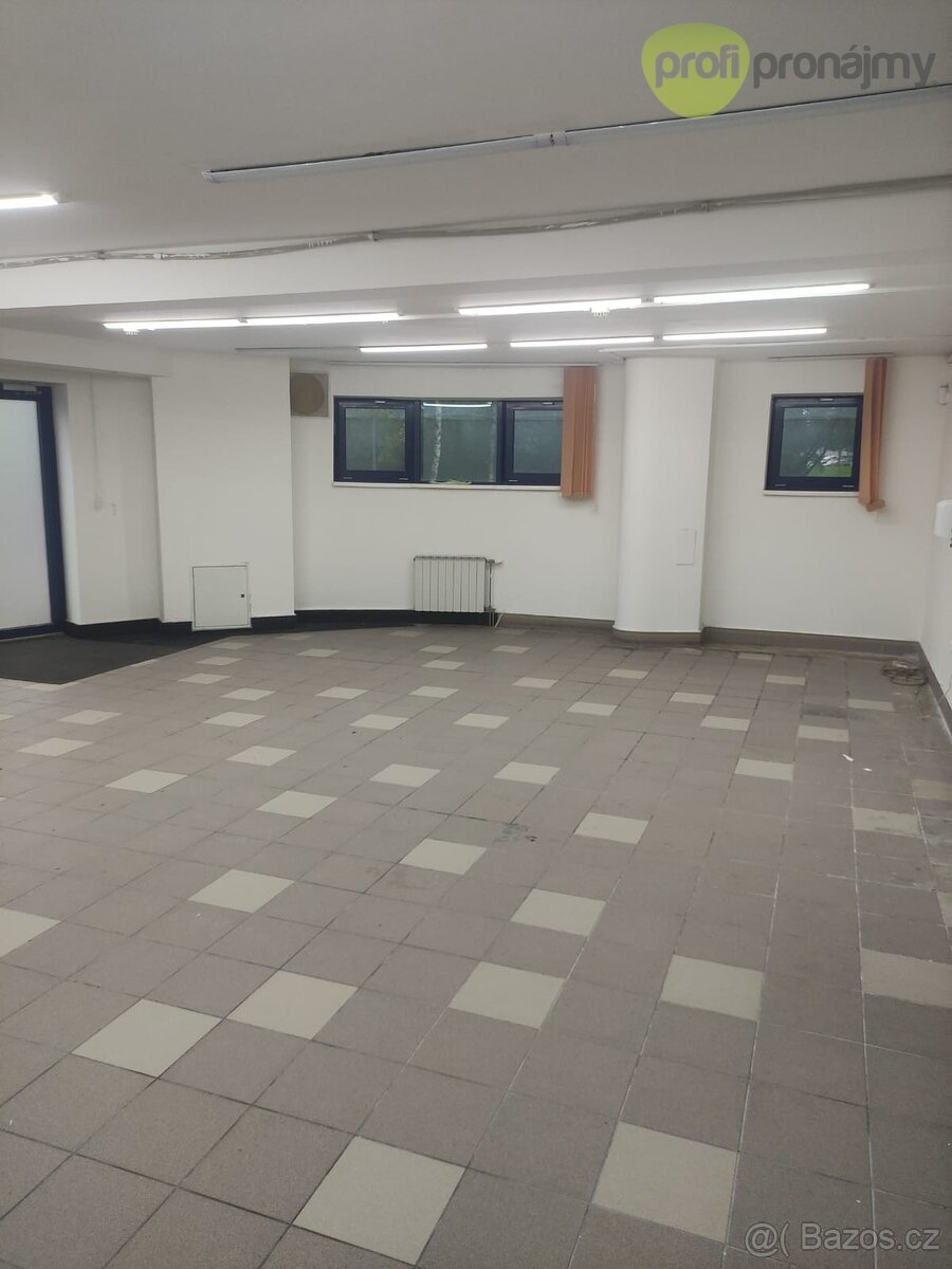 Pronájem garáže - 5