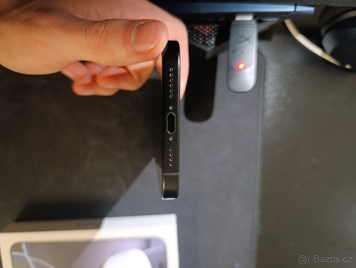 IPhone 16Pro Max černý titan 256gb 100% baterka - 5