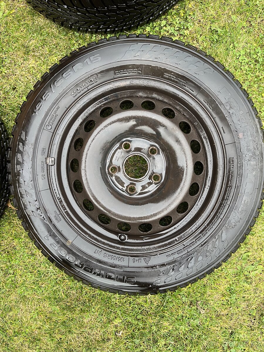 Zimní pneu NOKIAN 195/65 R15 rozteč 5x112 - 5