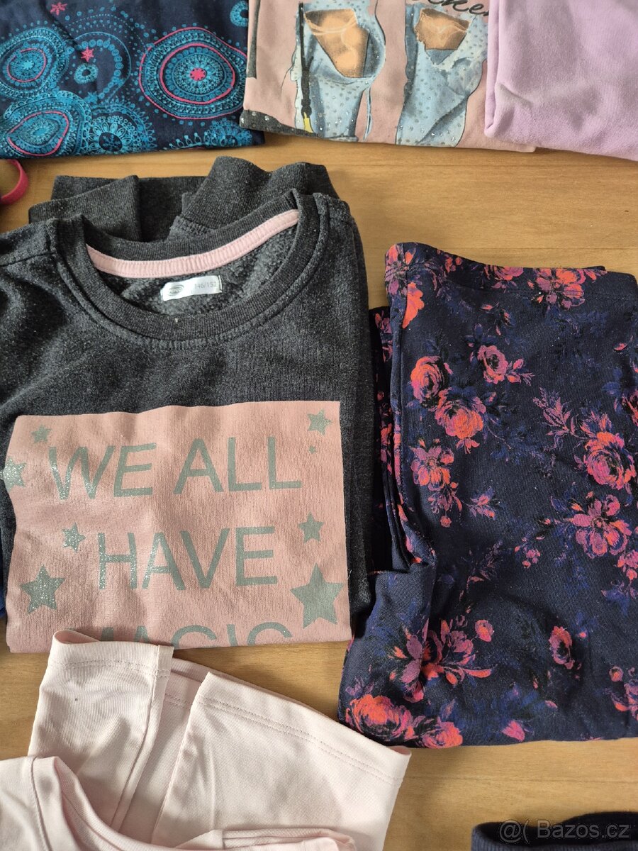 Balík věcí na holku 146-152 - 5