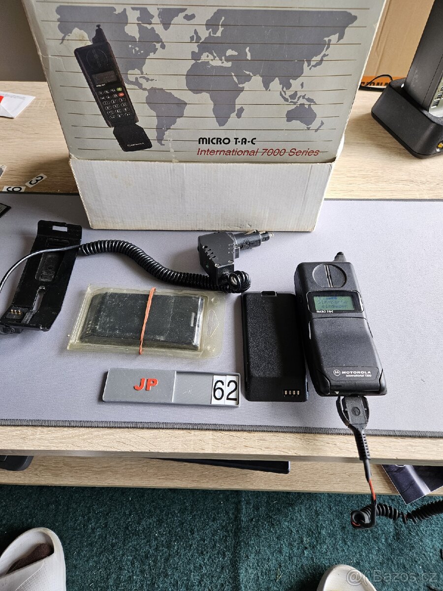 Motorola international 7200 - 5