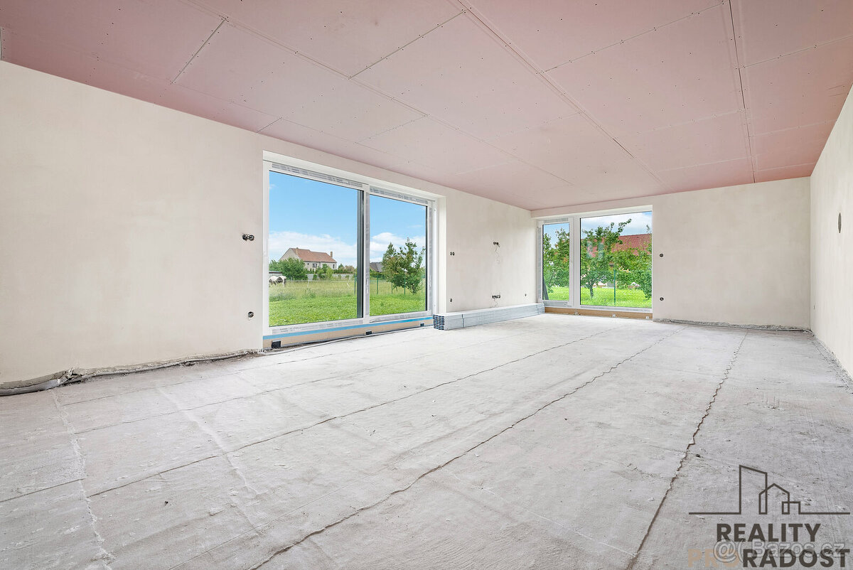 Prodej rodinného domu 4+kk, s garáží, pozemkem 608 m2, Medlo - 5