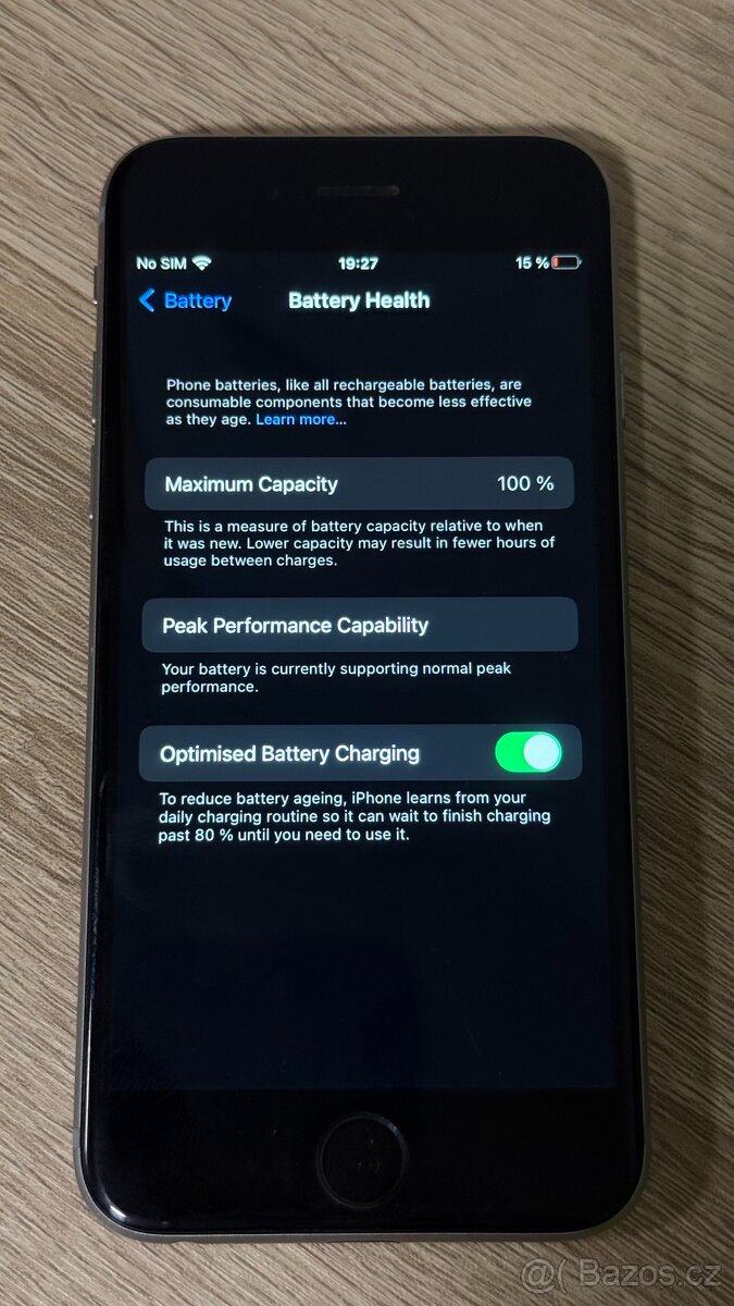 Apple iPhone 6s 32 GB Vesmírně šedá - 5