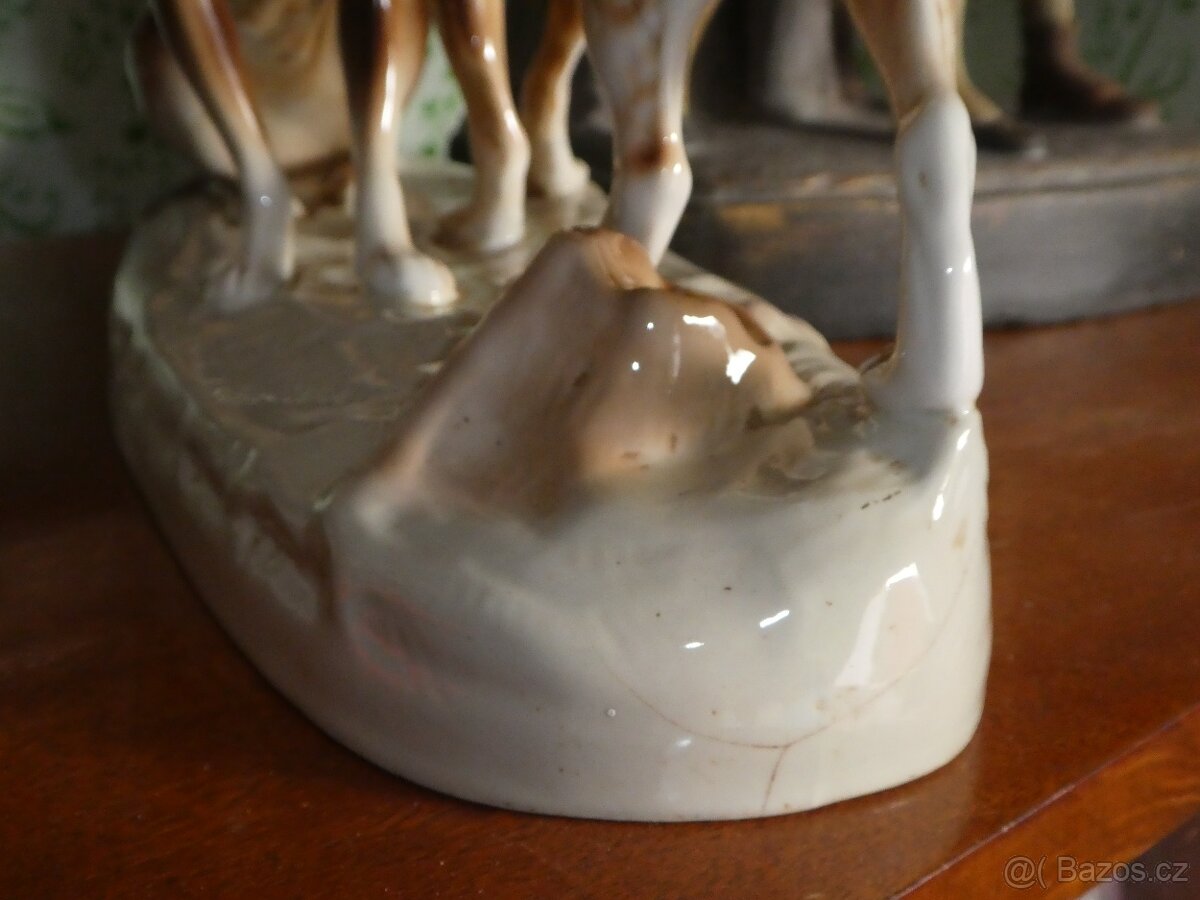 Soška psi Royal Dux - 5