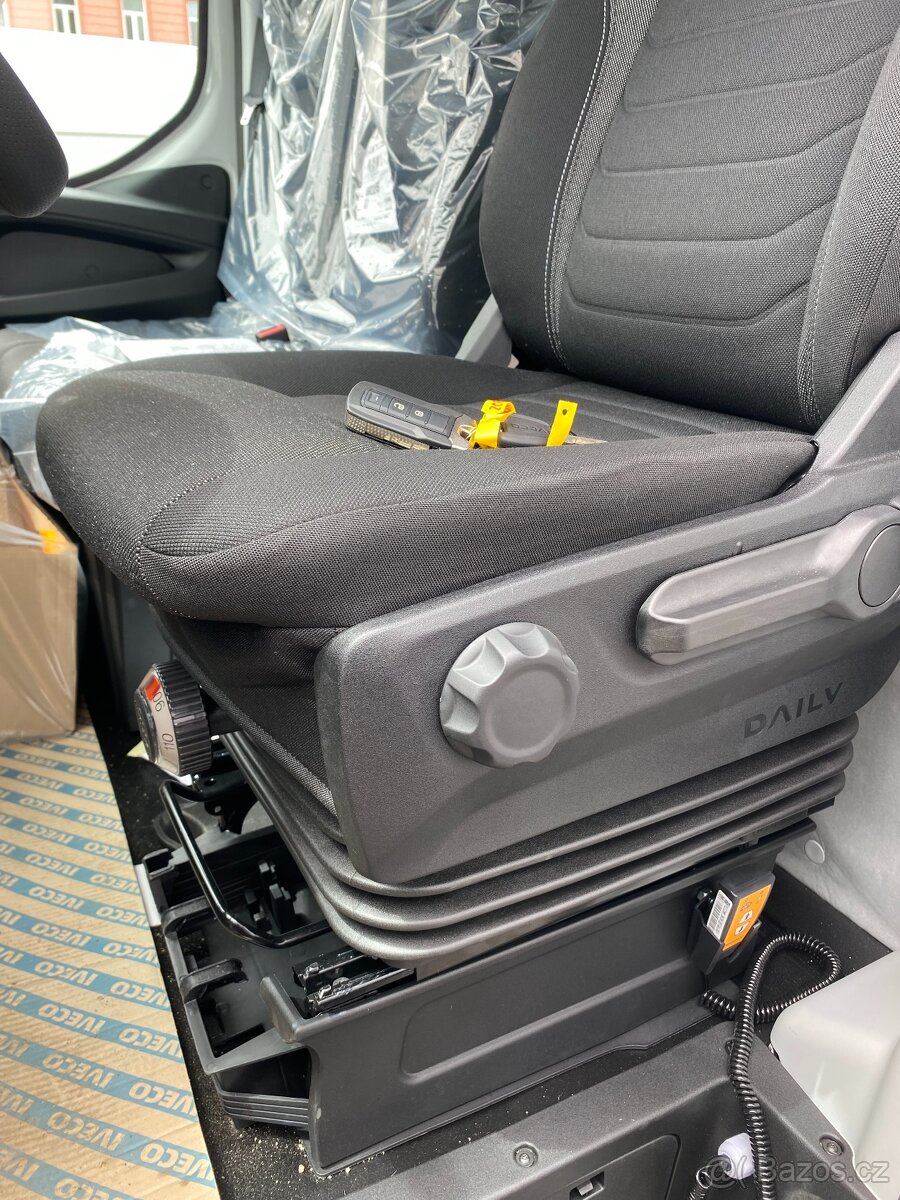 Iveco 3,5t + sklápěč - 5