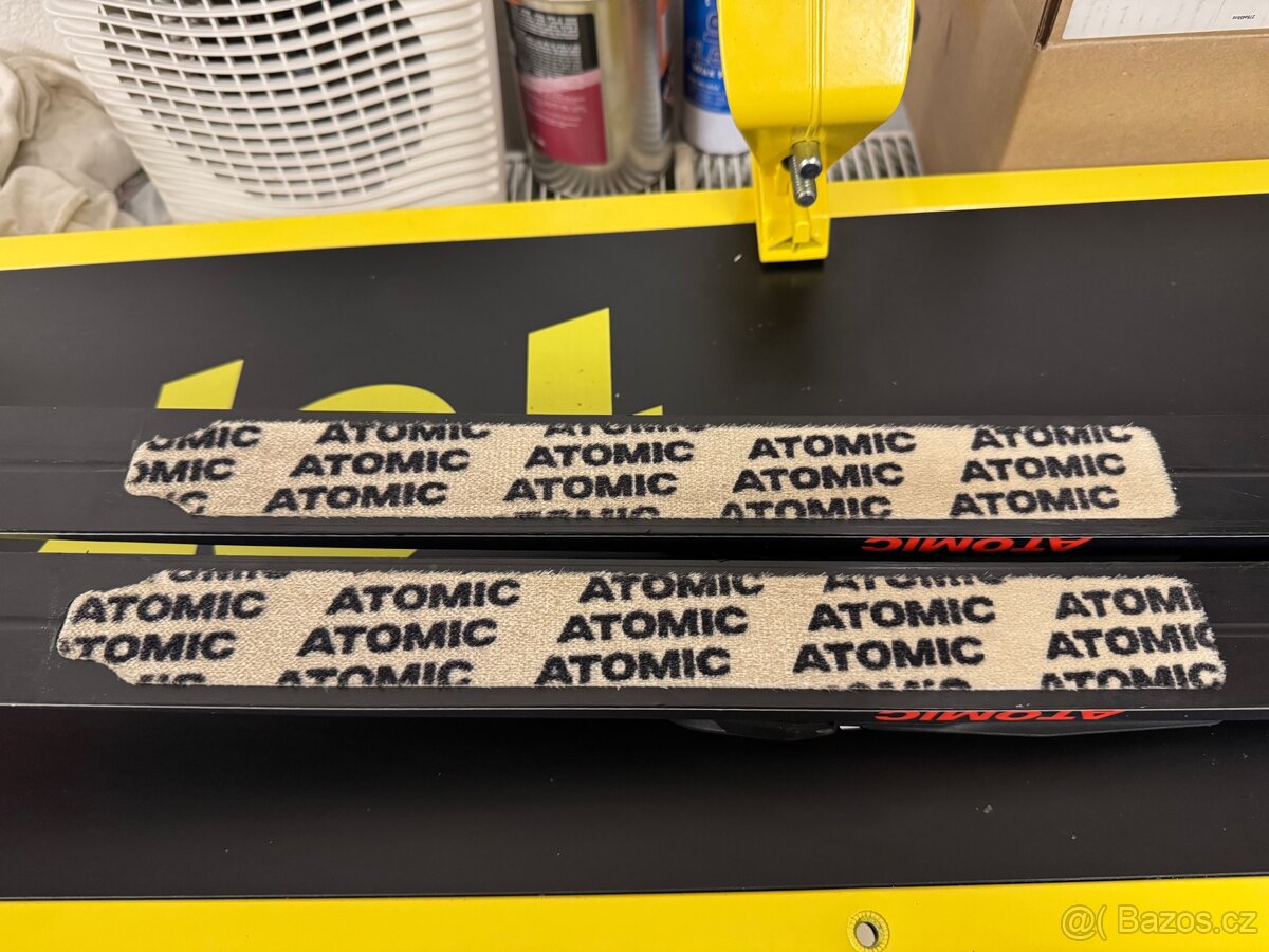 Dětské běžky Atomic PRO C2 Skintec 140 & hole 105 - 5