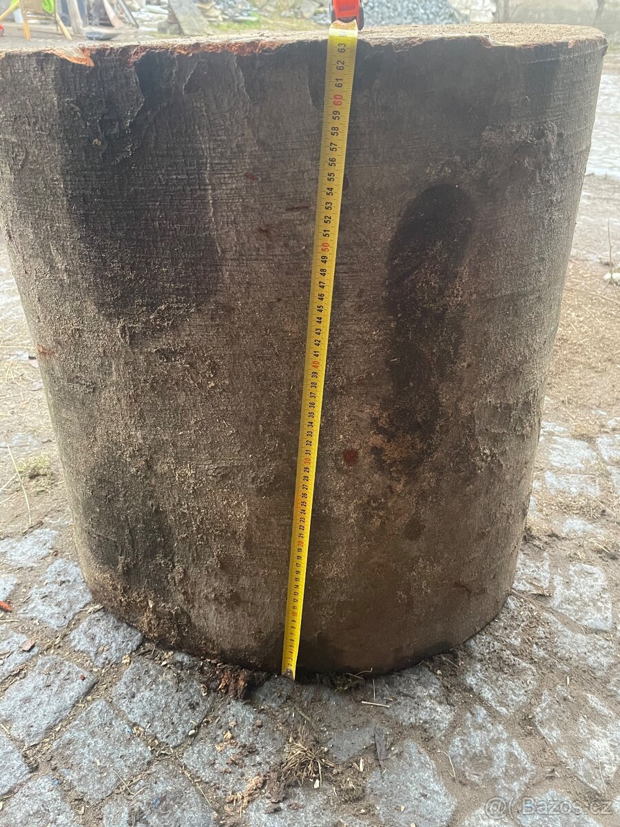 Prodám 2 ks masivních dřevěných špalků - 5