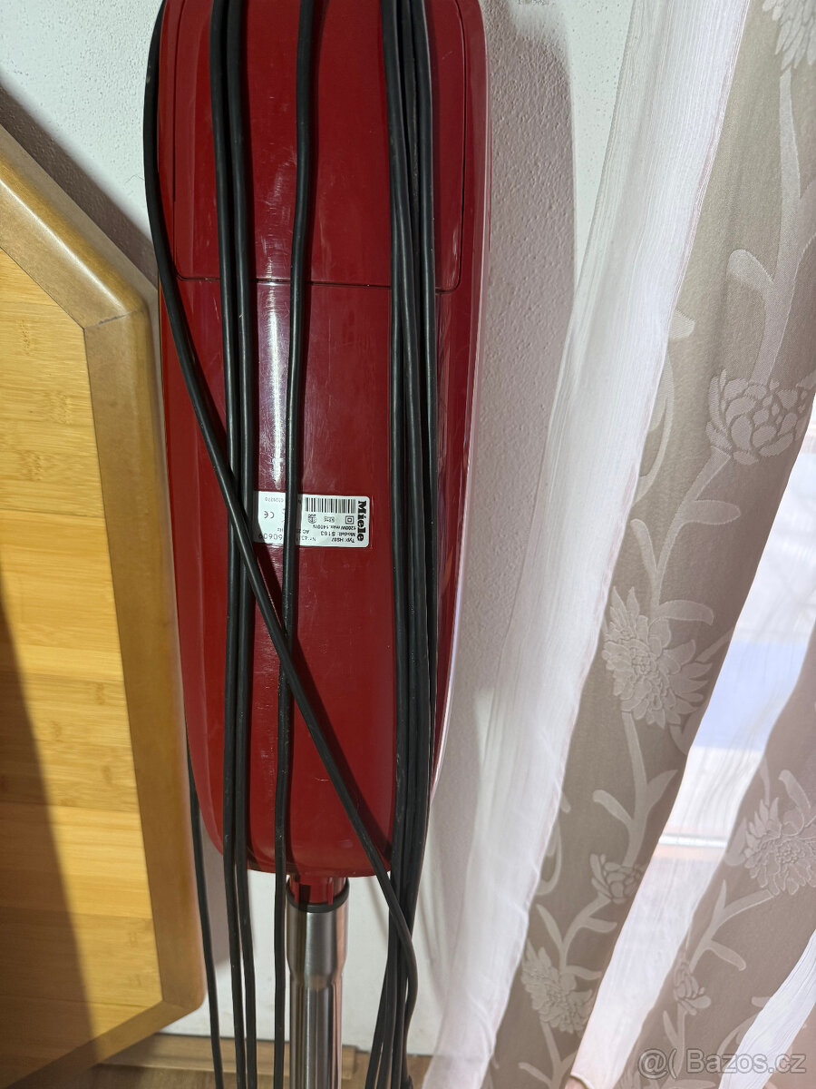 Tyčový vysavač Miele S 163 - 5