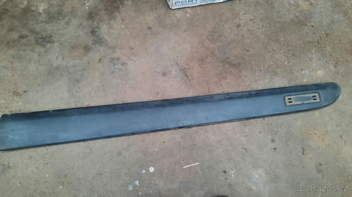 Citroen Xsara lišta dveří levá i pravá - 5