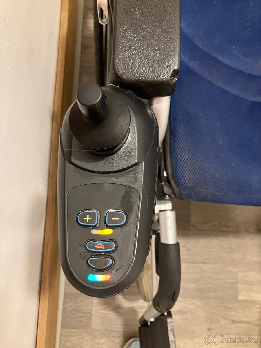 Elektrický invalidní vozík - 5