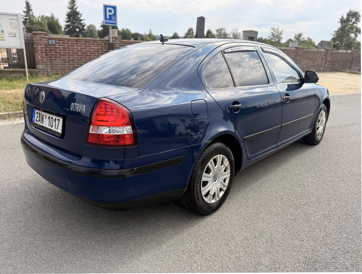 Škoda Octavia II 1.6 75kW rok 2011 - 5