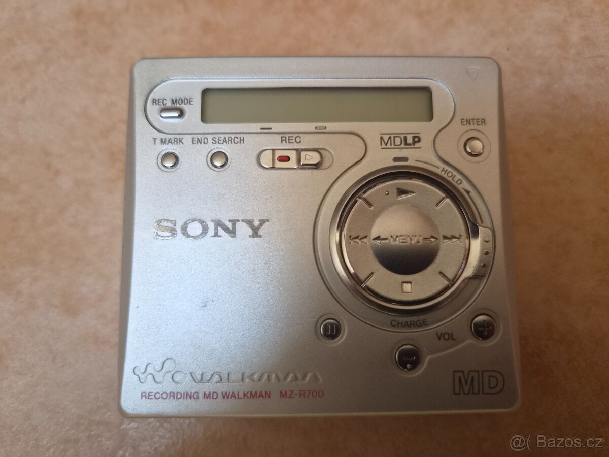 Prodám sbírku 5× Sony MiniDisc Walkman - 5