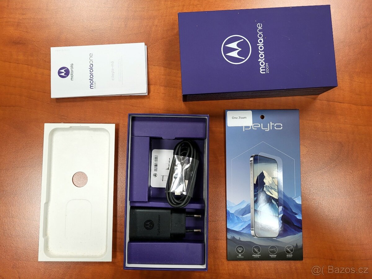 Motorola One Zoom komplet. s novym displejem - 5