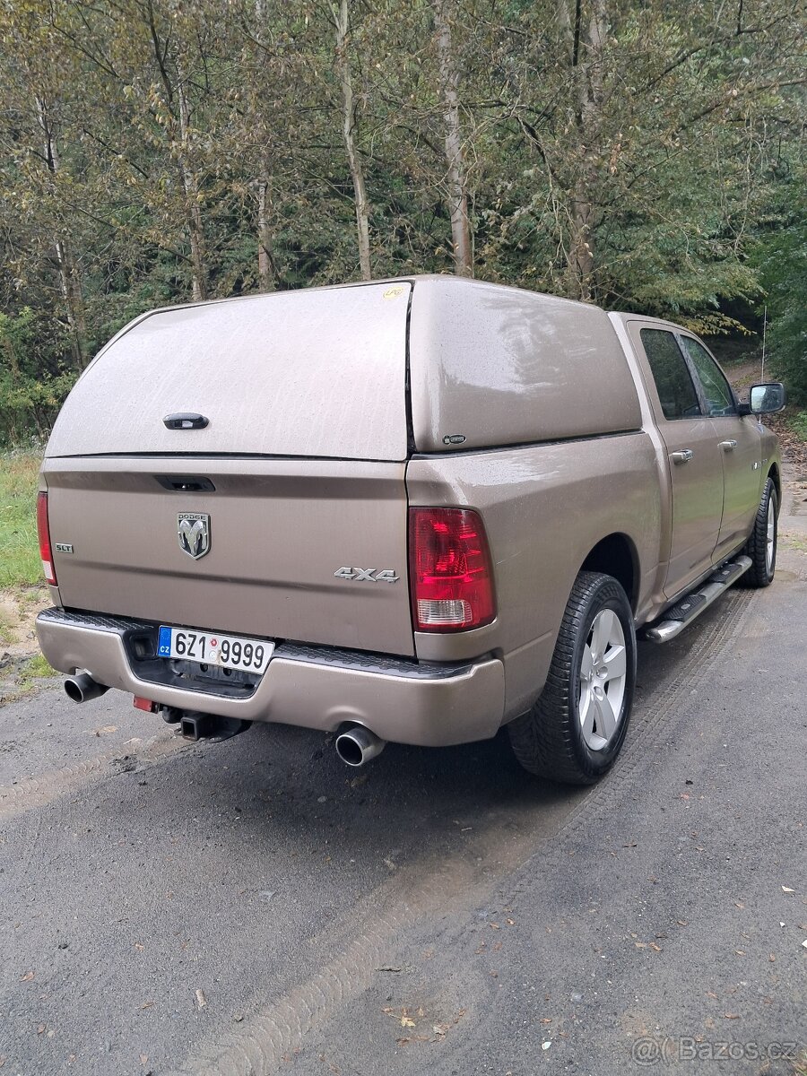 Prodám Dodge RAM 1500 HEMI 5,7 4x4 DPH - 5