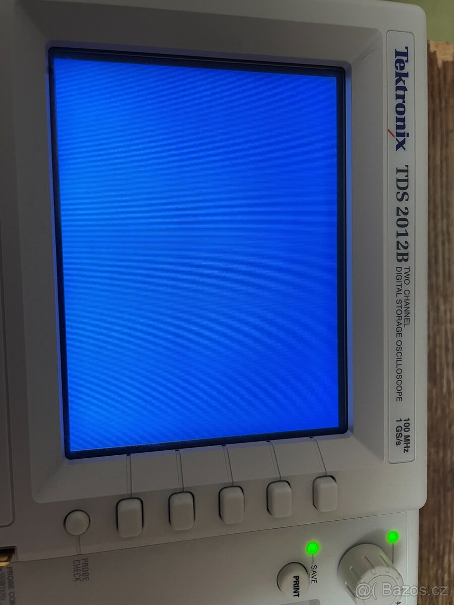 Tektronix TDS 2012B osciloskop - 5