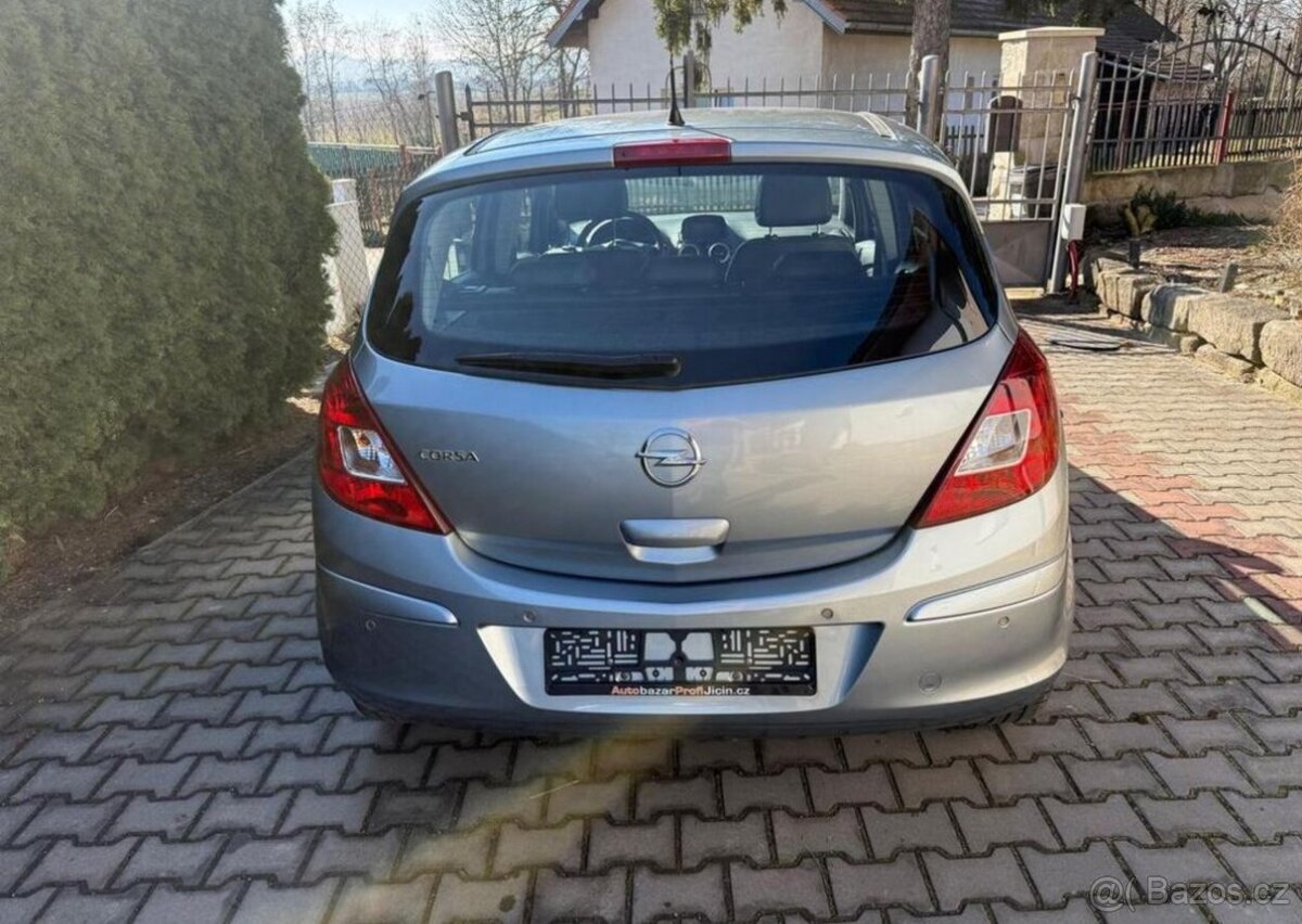 Opel Corsa 1,4i /64kw klima serviska benzín - 5