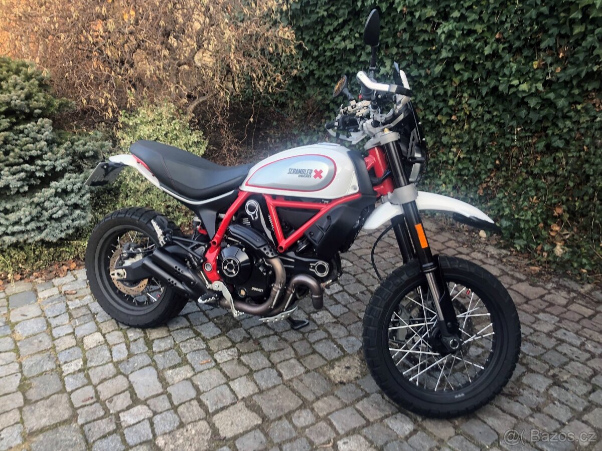 DUCATI SCRAMBLER DESERT SLED - po servisu + brašny + Arai