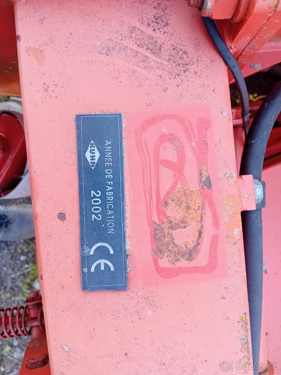 Čelní disková sekačka KUHN - 5