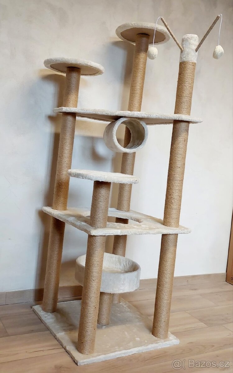 Stabilní škrabadlo pro kočky 146 cm – více úrovní - 5