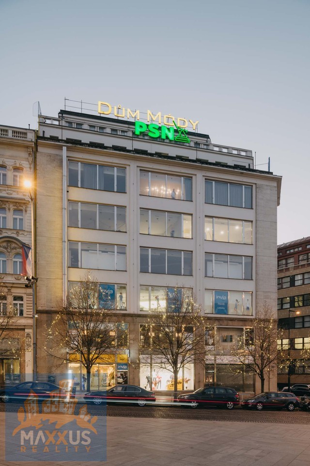 Pronájem obchodních prostor s výlohou (50 m2), Václavské nám - 5