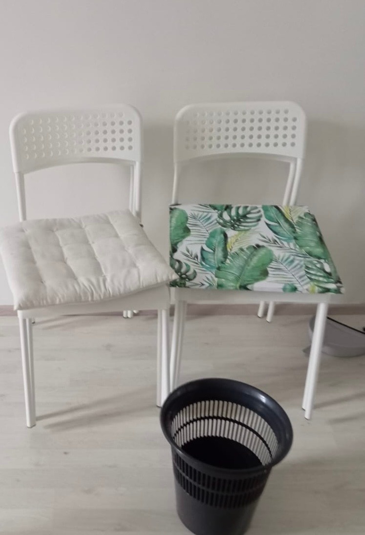 jídelní stůl a židle IKEA - 5