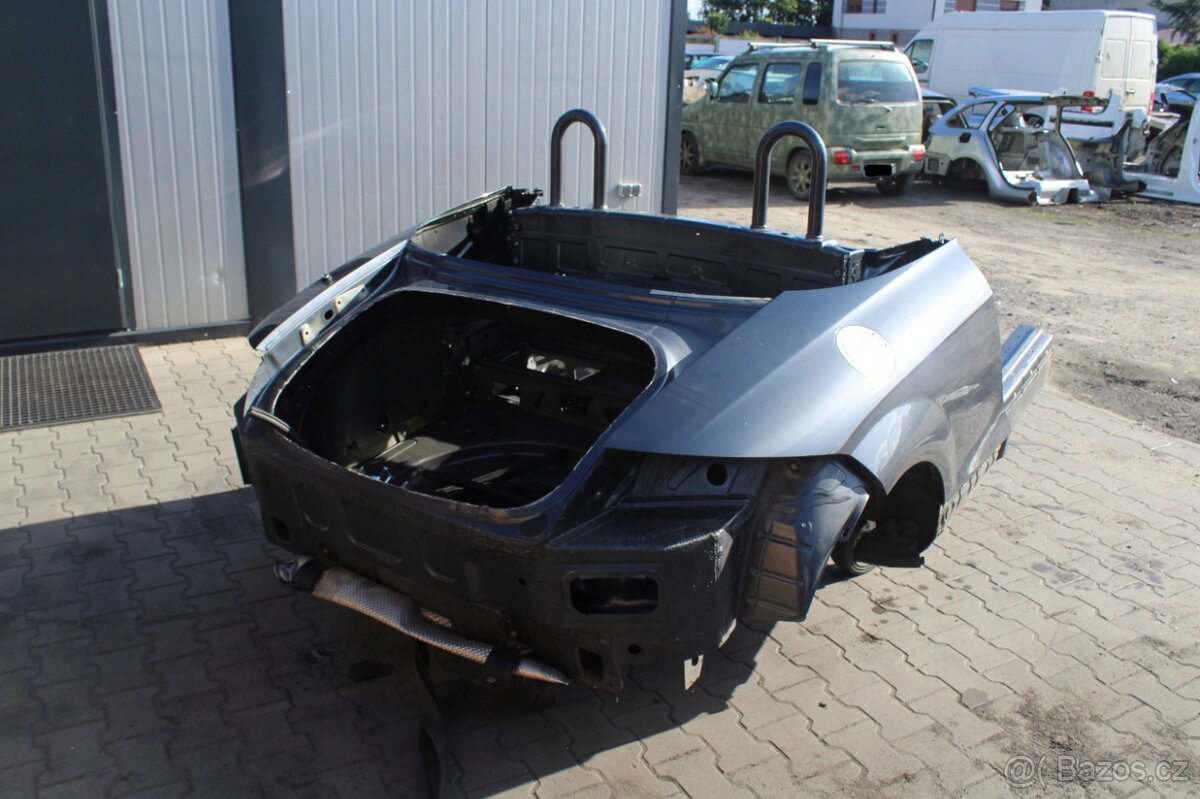 Audi TT 8J zadní část karoserie - 5